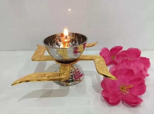 Traditional Brass Swastik Diya – Decorative Puja Oil Lamp (8.1 x 8.1 x 13.5 cm)