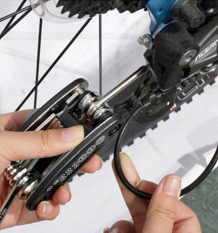 15-in-1 Multipurpose Bicycle Tool Kit - Portable Wrench & Hex Key Set
